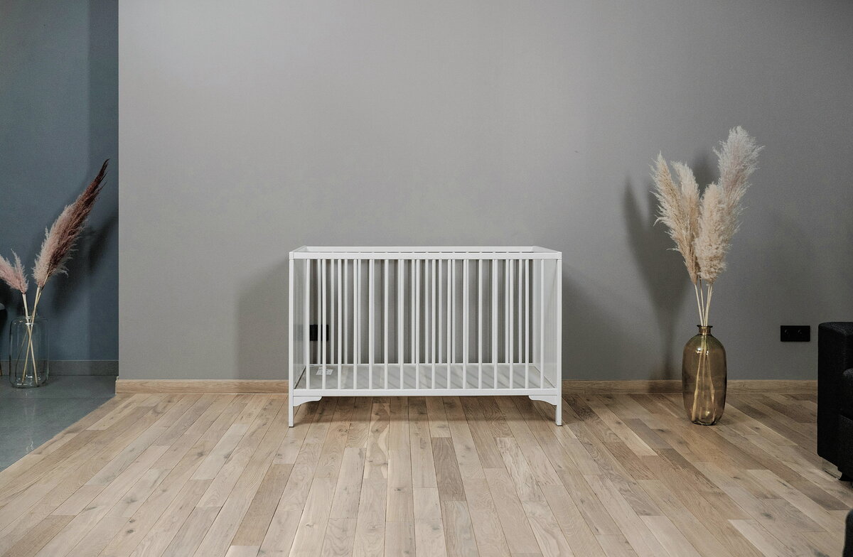 crib in an empty room