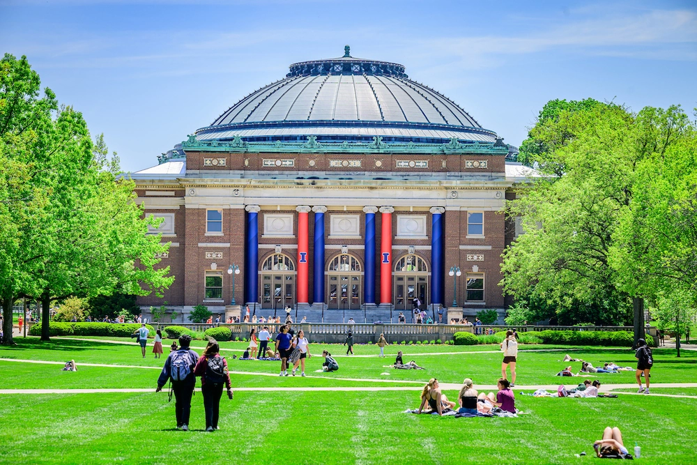 photo of the Quad with students